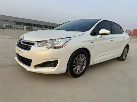 Citroën C4L 2014