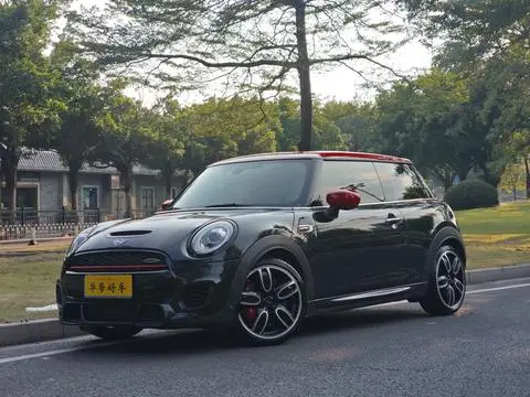 MINI JCW 2021