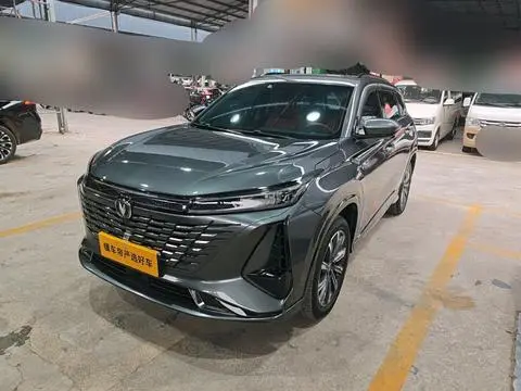 Changan CS75 PLUS 2023 — фото 1