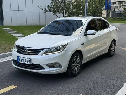 Changan Eado 2016 — фото 1