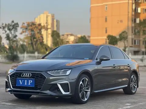 Audi A4L 2020 — фото 1