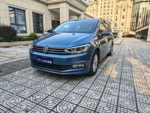 Volkswagen 途安L 2016