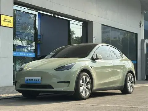 Tesla Model Y 2022 — фото 1