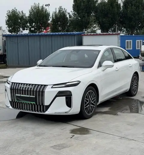 Roewe M7 DMH 2025
