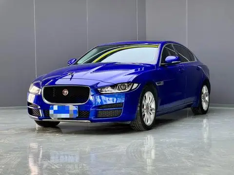 Jaguar XEL 2018 — фото 1