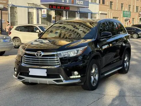 Toyota Highlander 2017 — фото 1