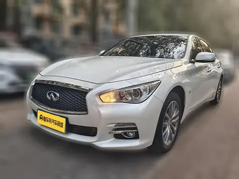 Infiniti Q50L 2015 — фото 1