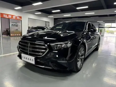 Mercedes-Benz E-Class 2025