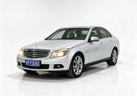 Mercedes-Benz C-Class 2010