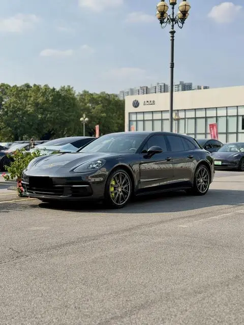 Porsche Panamera E-Hybrid 2017