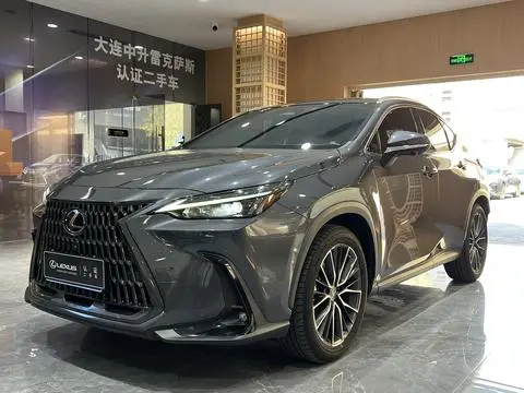 Lexus NX 2022