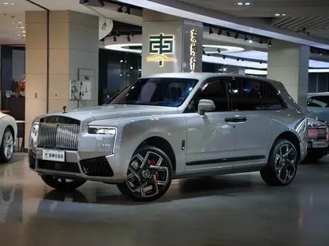 Rolls Royce Cullinan 2025