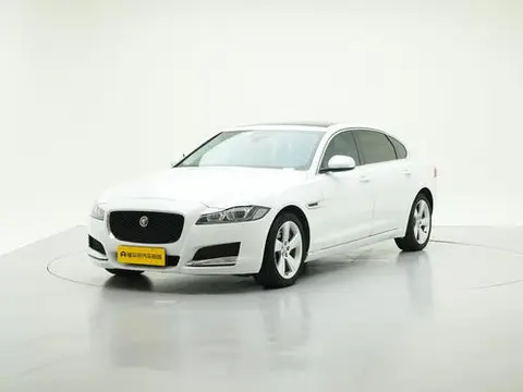 Jaguar XFL 2020
