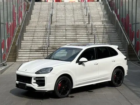 Porsche Cayenne 2011 — фото 1