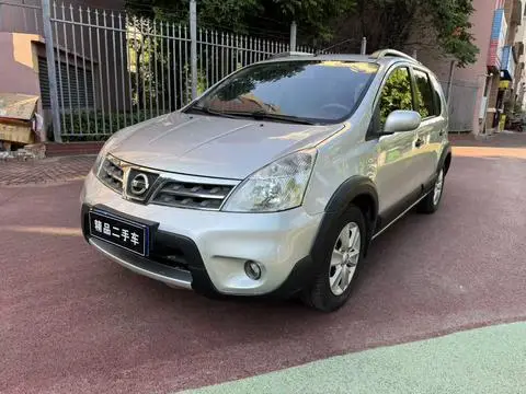 Nissan 骊威 2010