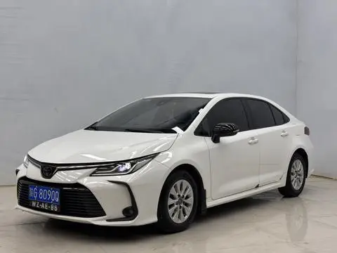 Toyota Corolla 2021 — фото 1