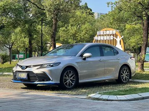 Toyota Camry 2021