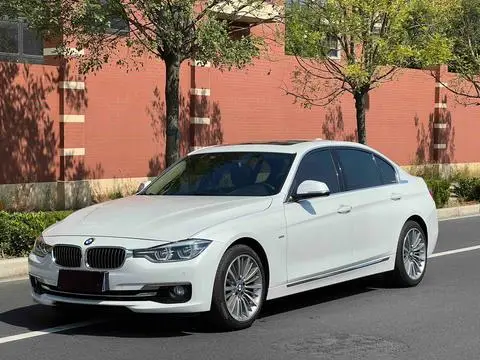 BMW 3 Series 2018 — фото 1