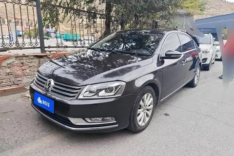 Volkswagen Magotan 2012