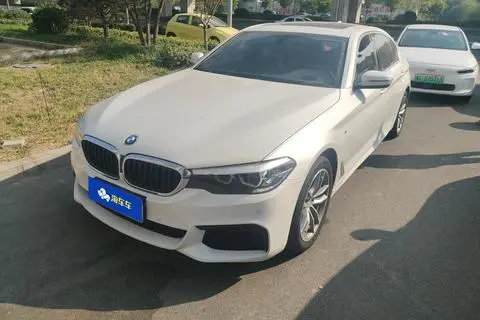BMW 5 Series 2020 — фото 1