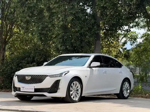 Cadillac CT5 2023 — фото 1