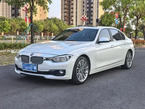 BMW 3 Series 2019 — фото 1
