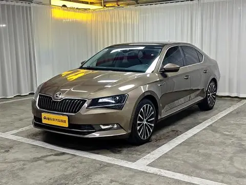 Skoda Superb 2016