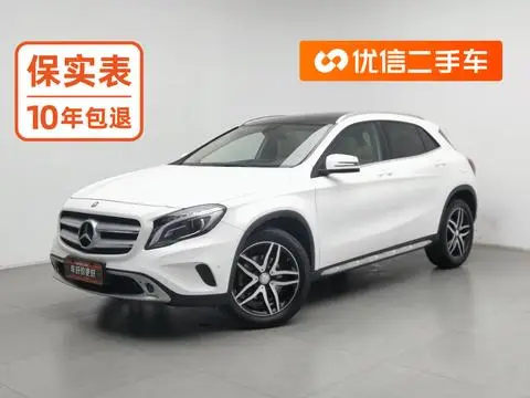 Mercedes-Benz GLA 2015