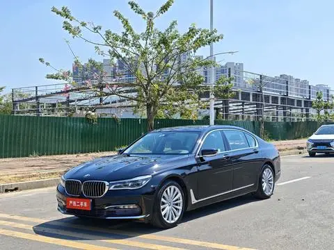 BMW 7 Series 2016 — фото 1