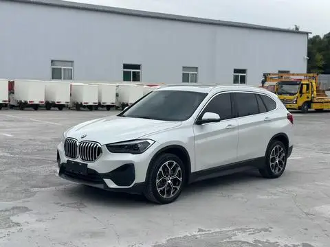 BMW X1 2020 — фото 1