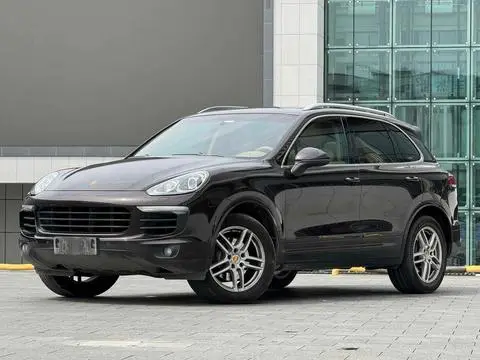 Porsche Cayenne 2016