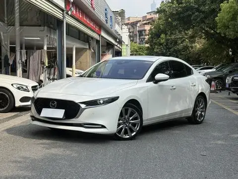 Mazda 3 昂克赛拉 2020 — фото 1