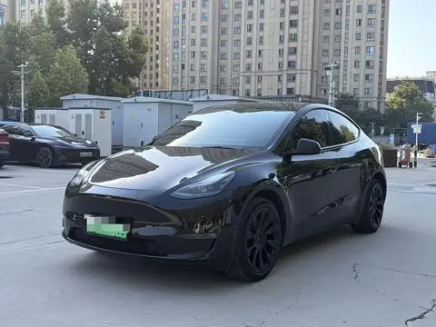 Tesla Model Y 2022 — фото 1