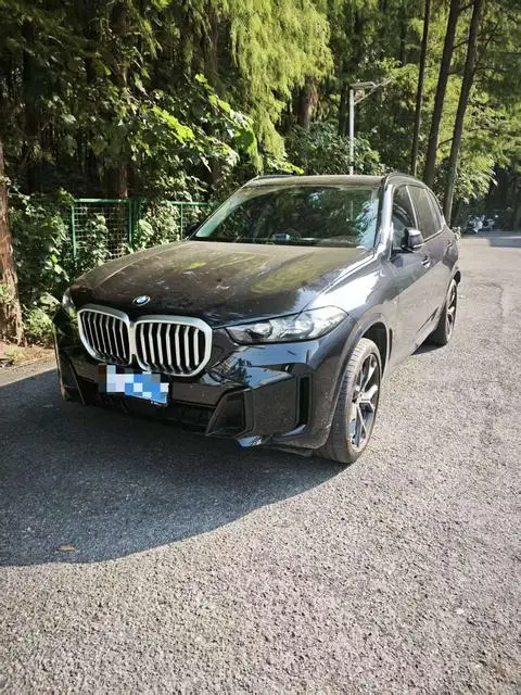 BMW X5 2023