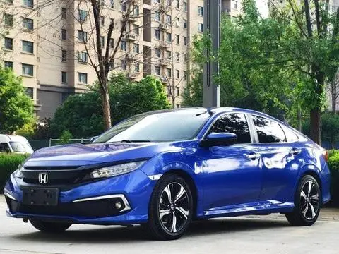 Honda Civic 2019 — фото 1