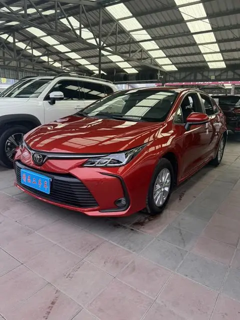 Toyota Corolla 2019 — фото 1