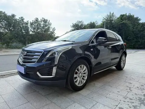 Cadillac XT5 2018 — фото 1