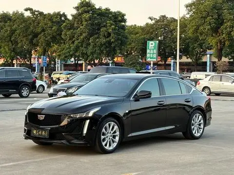 Cadillac CT5 2022 — фото 1
