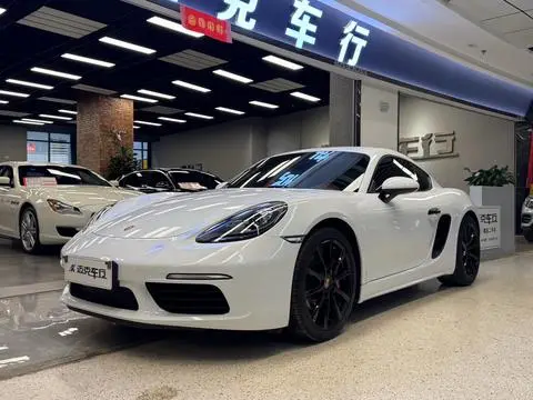 Porsche 718 2016