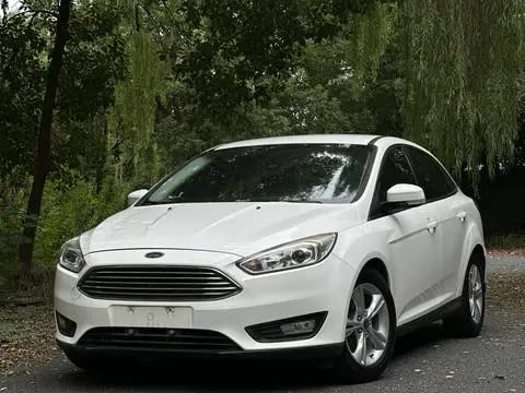 Ford Focus 2017 — фото 1