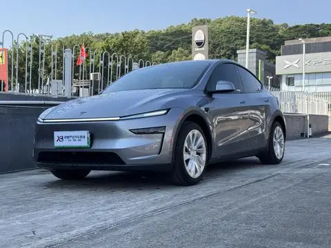 Tesla Model Y 2026