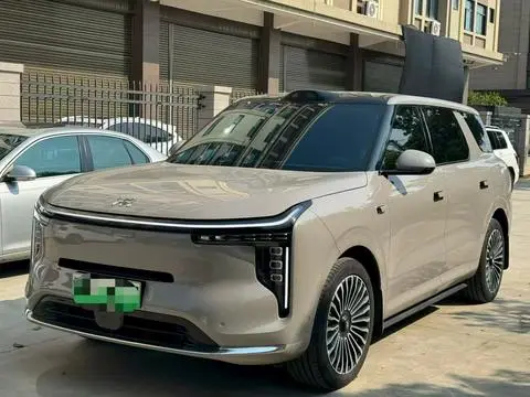 IM Motors 智己LS8 2026
