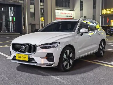 Volvo XC60 PHEV 2024