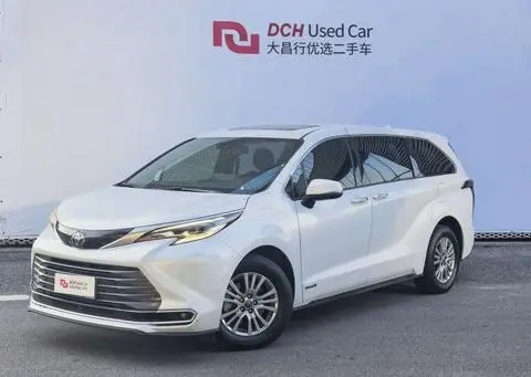 Toyota 赛那 2021