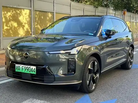 Volvo XC70 2026