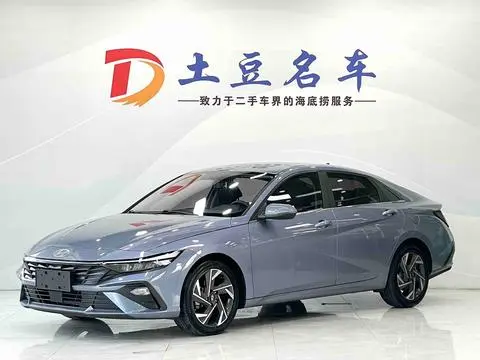 Hyundai Elantra 2023 — фото 1