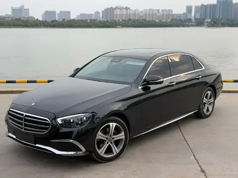 Mercedes-Benz E-Class 2016