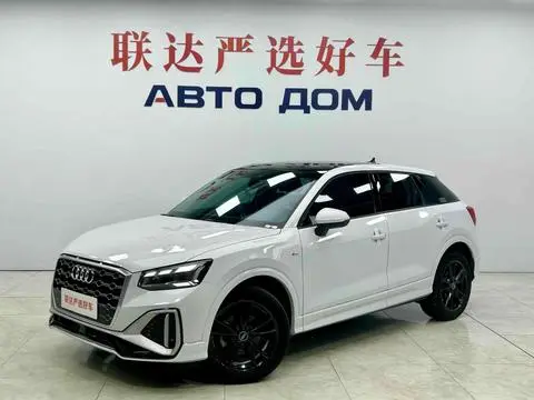 Audi Q2L 2022