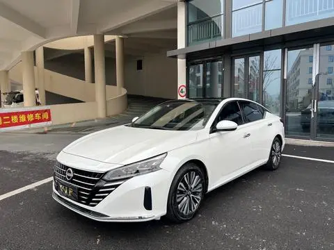Nissan Teana 2022