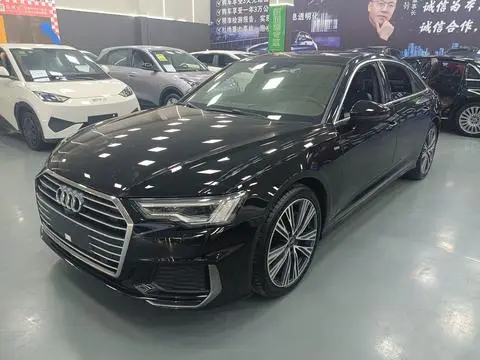 Audi A6L 2022 — фото 1